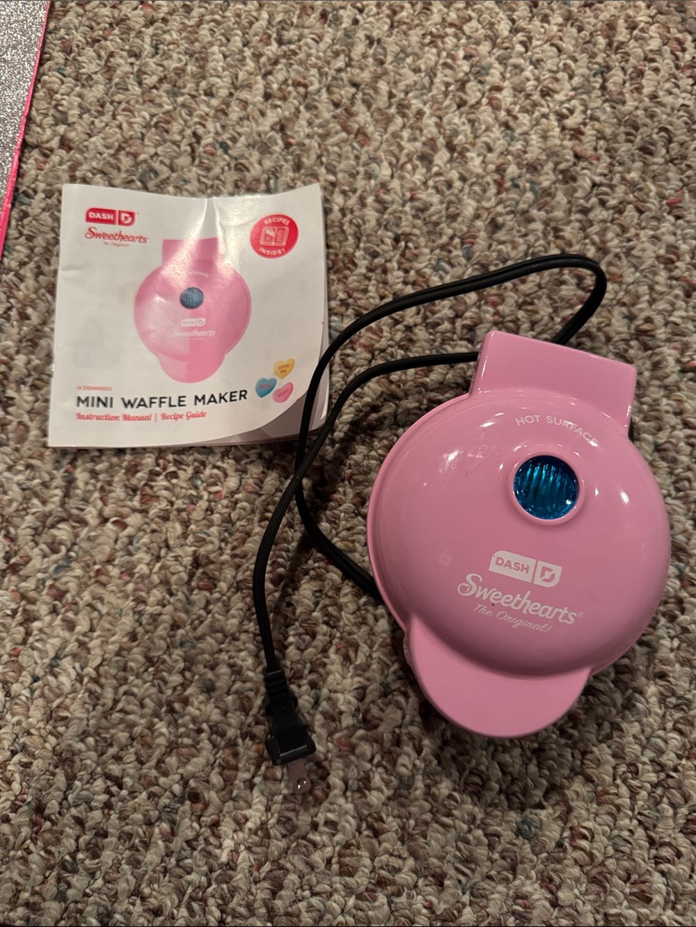 BNWOB PINK Sweethearts Mini Waffle Maker